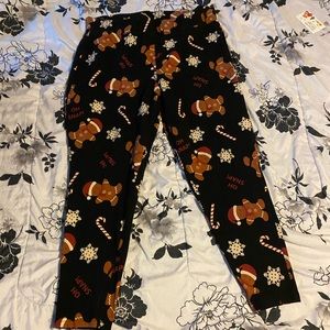 Torrid “oh snap” gingerbread leggings